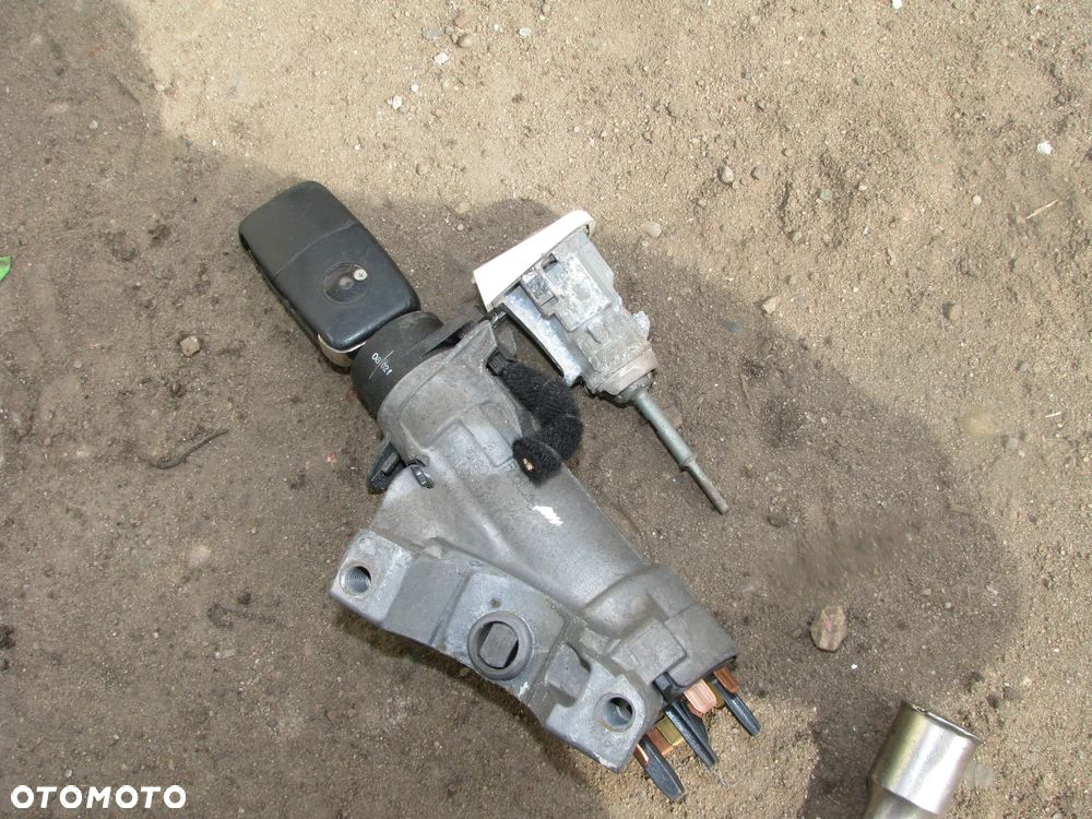 STACYJKA KLUCZYK WKŁADKA VOLKSWAGEN PASSAT B5 LIFT 4b0905851c - 1