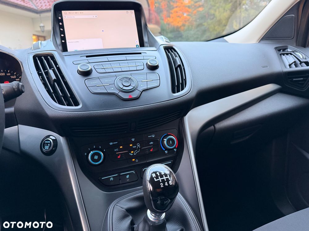 Ford Kuga 1.5 EcoBoost 2x4 SYNC - 11