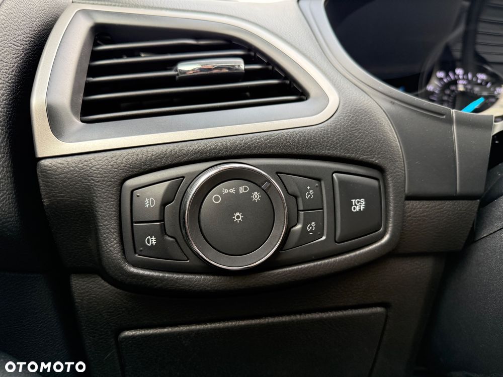 Ford Edge - 15
