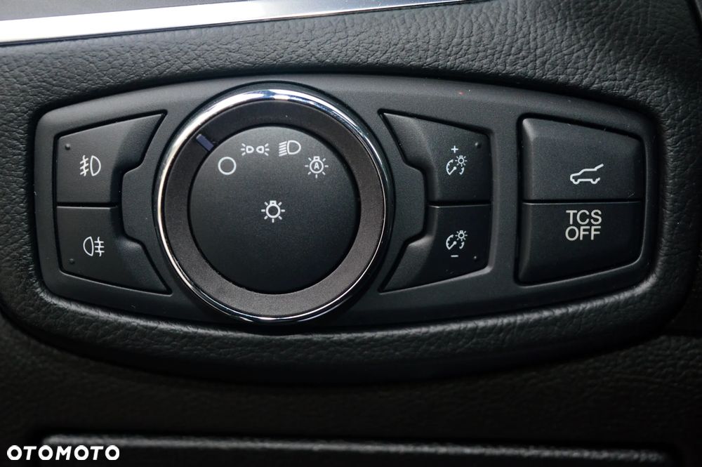 Ford Edge 2.0 EcoBlue Bi-Turbo 4x4 ST-LINE - 34