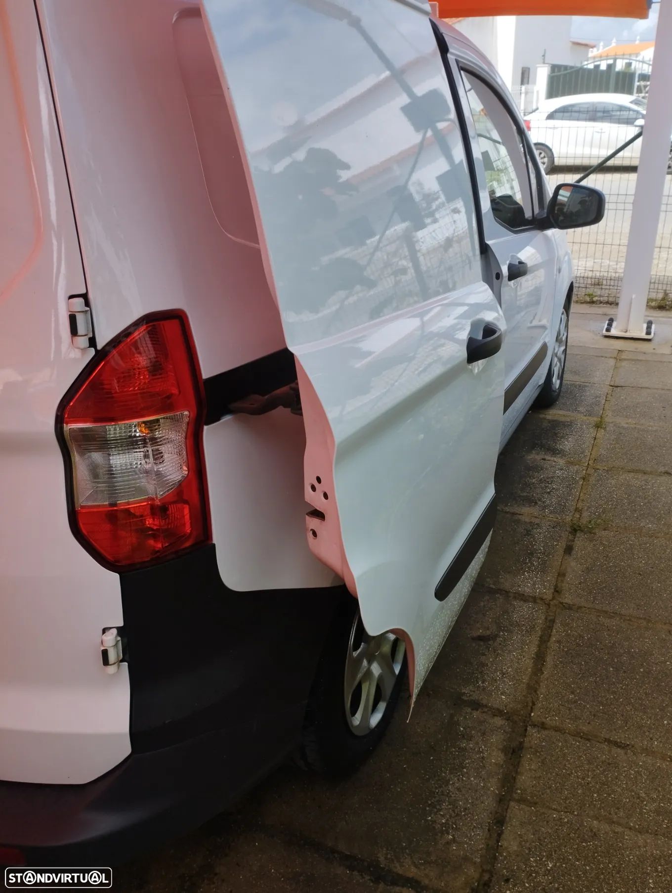 Ford Transit - 1