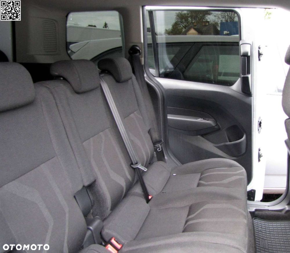 Ford Transit Connect - 22