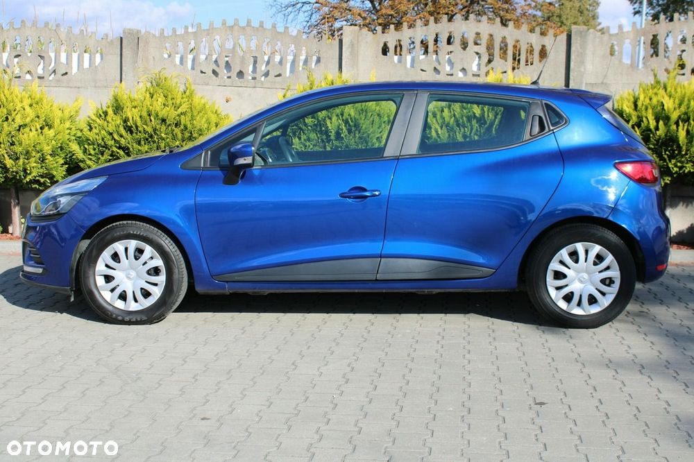 Renault Clio 1.2 16V Life - 24