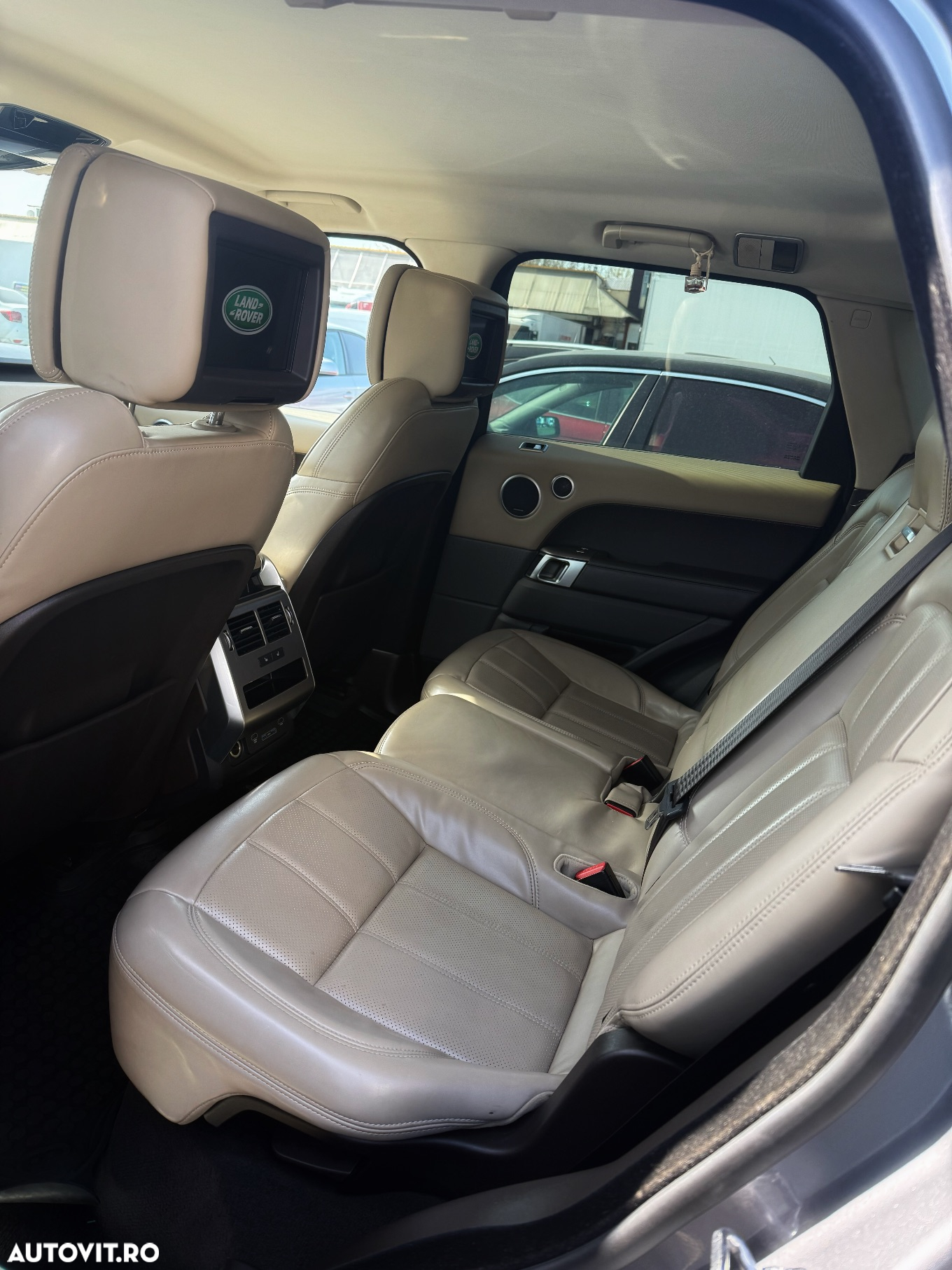 Land Rover Range Rover Sport 3.0 SDV6 Autobiography Dynamic - 6