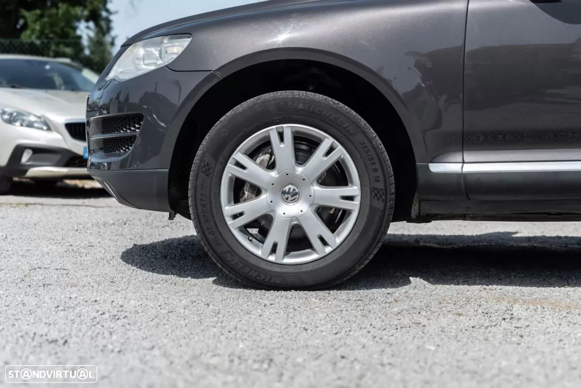 VW Touareg 3.0 TDI V6 Tiptronic - 6