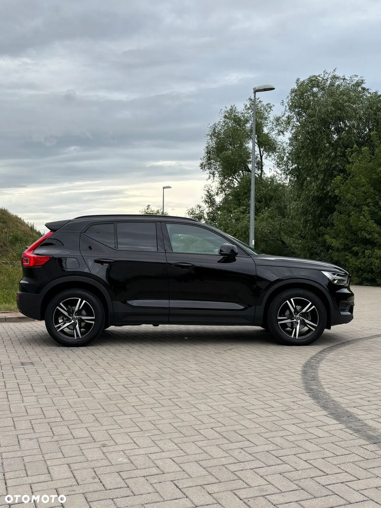 Volvo XC 40 T3 R-Design - 11