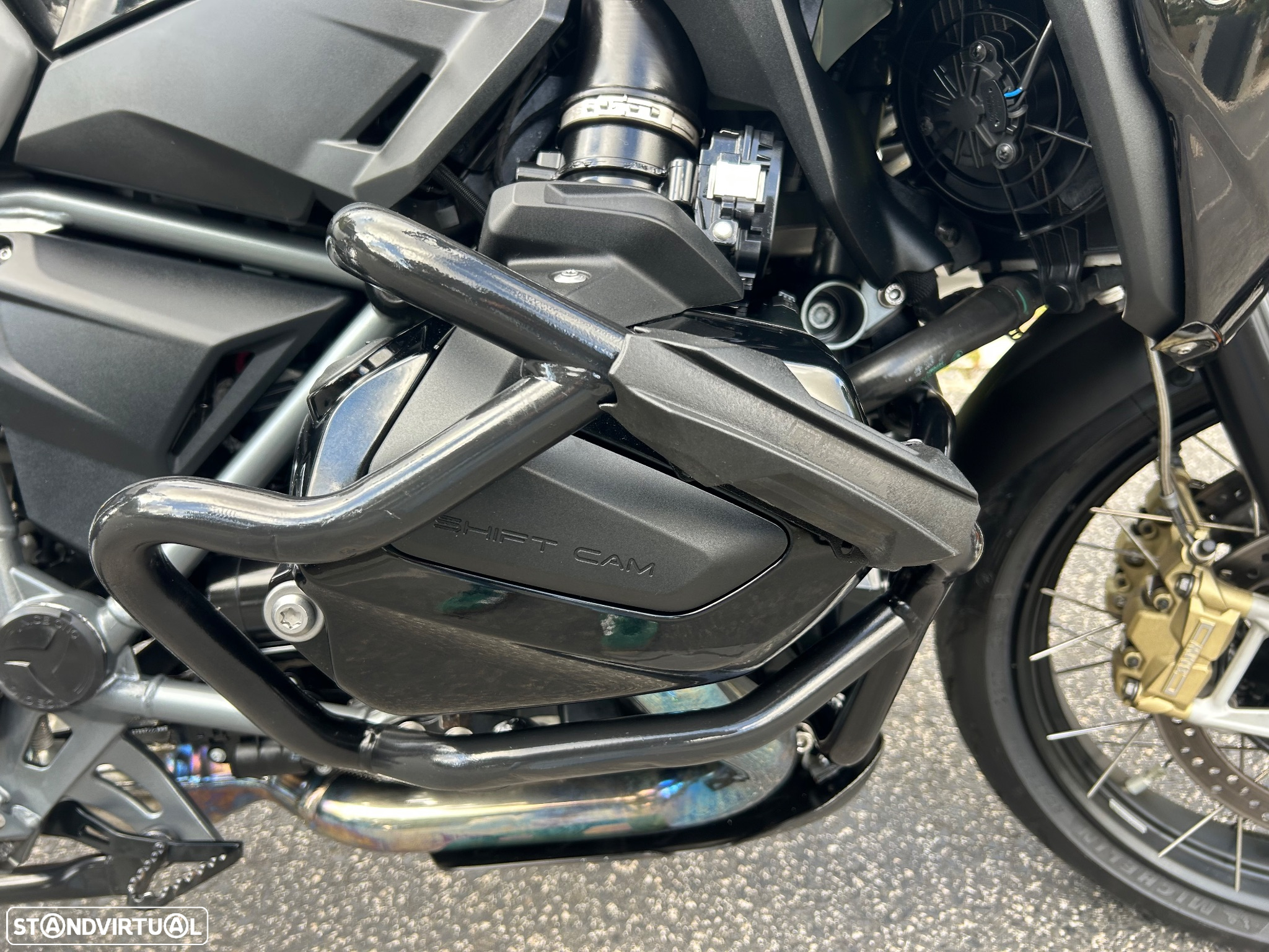 BMW R 1250 GS Exclusive Versão Low - 24