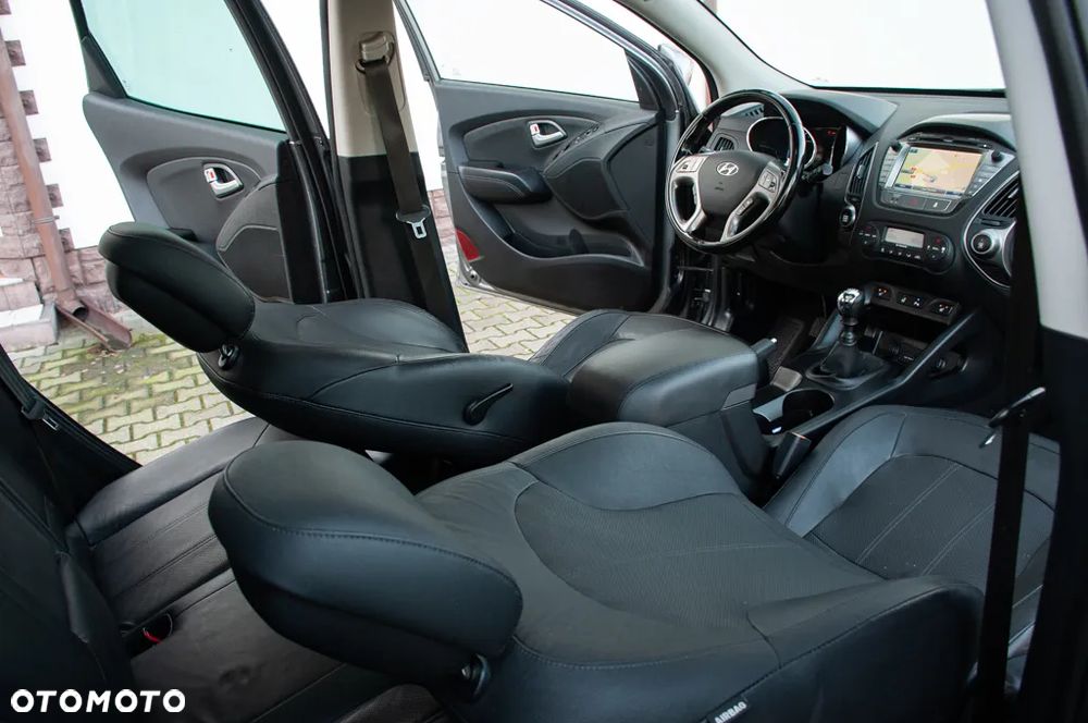 Hyundai ix35 2.0 CRDi 4WD Premium - 26