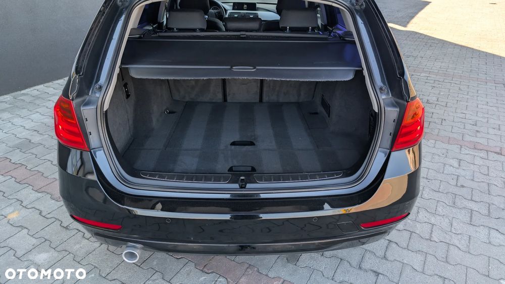BMW Seria 3 320d DPF Blue Performance Edition Fleet - 25