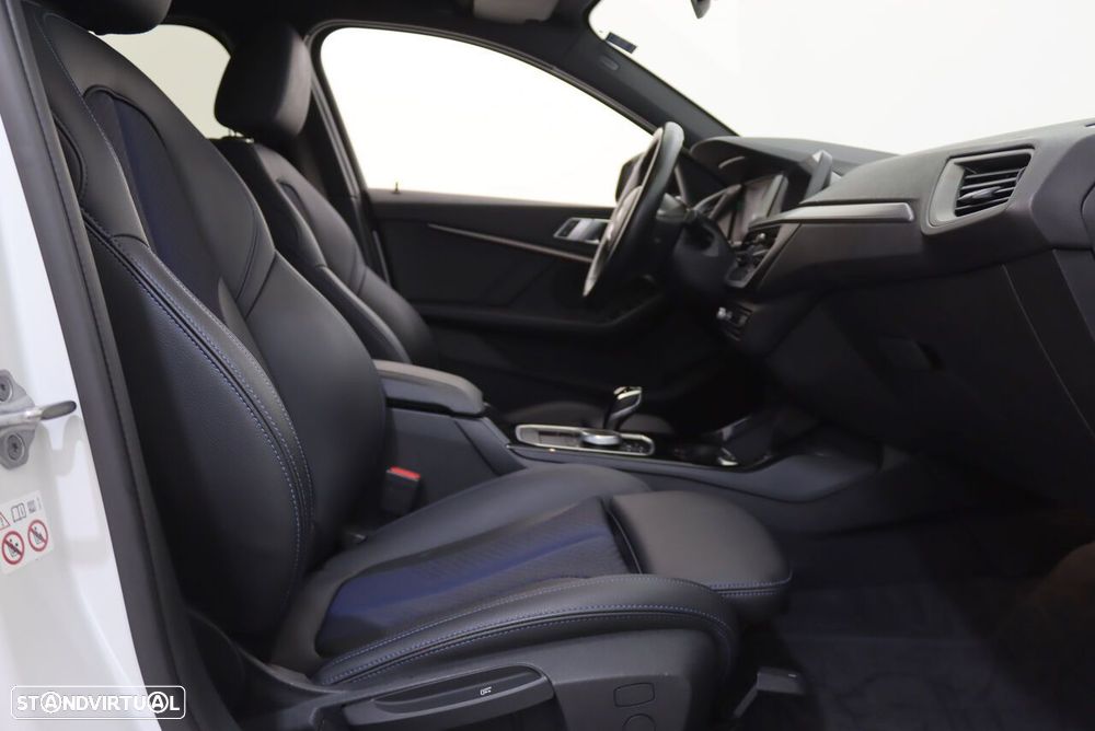 BMW 116 d Pack Desportivo M Auto - 7