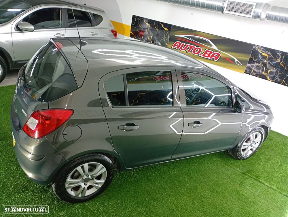 Opel Corsa 1.3 CDTI Enjoy 88g - 29