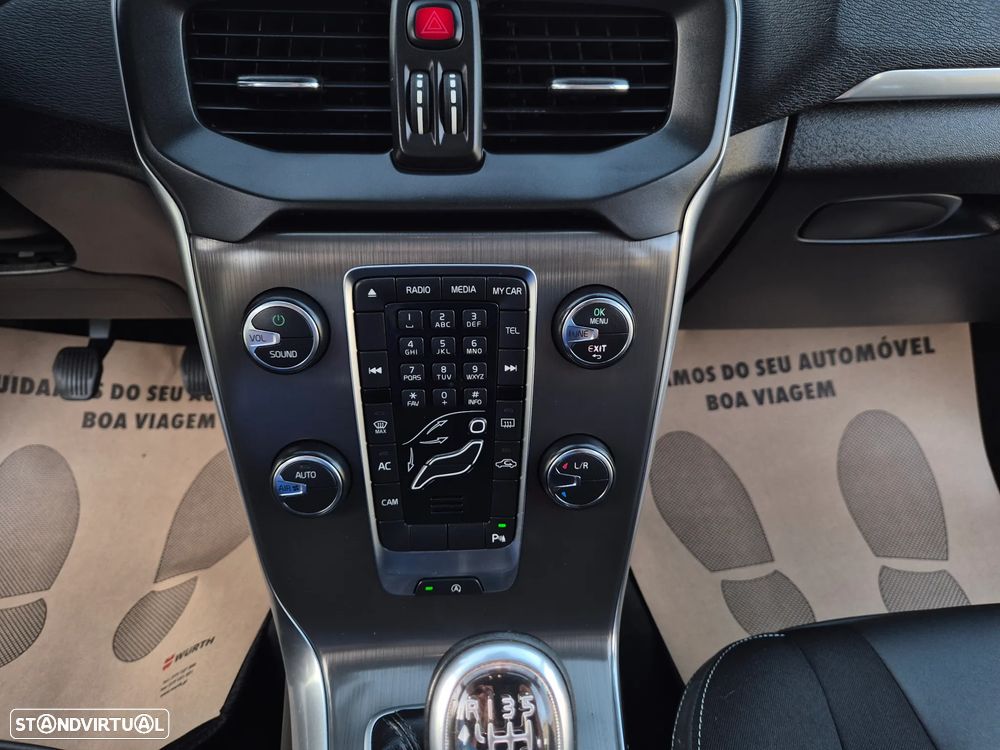 Volvo V40 1.6 D2 Eco Momentum - 27