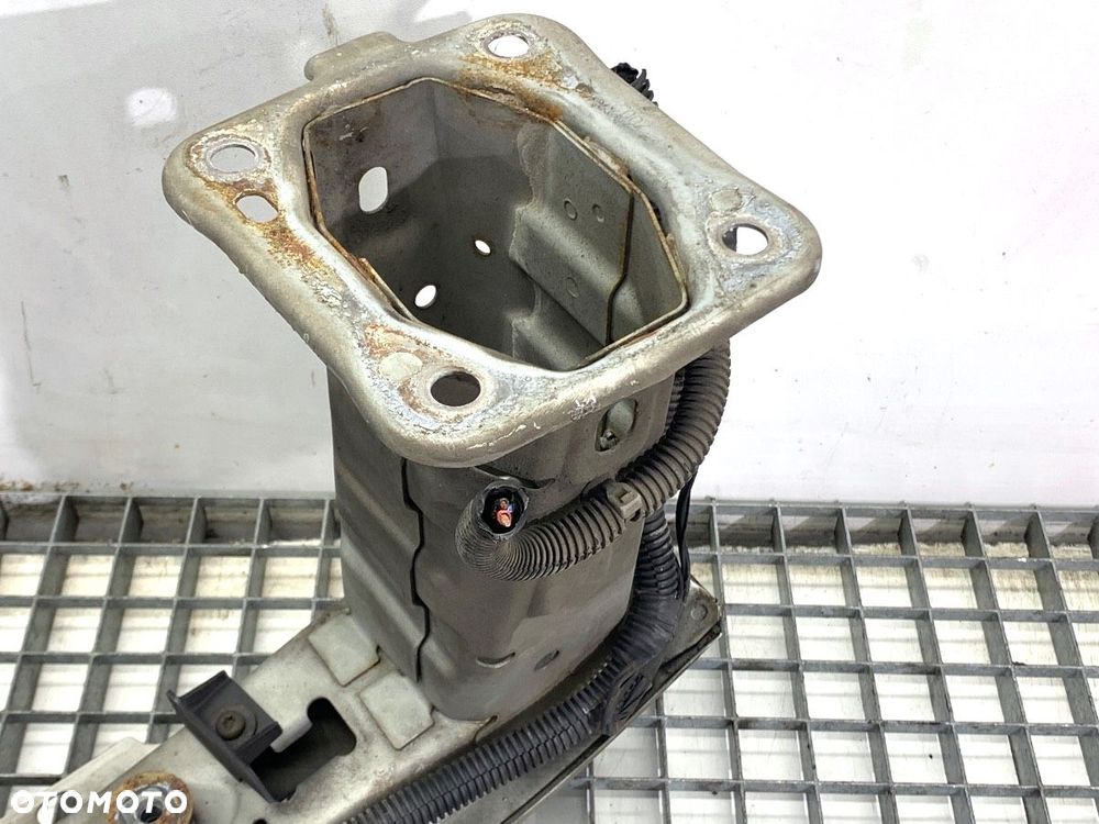 BELKA ZDERZAKA PRZÓD  FORD FOCUS II Turnier (DA_, FFS, DS) 2004 - 2012 1.6 Ti 85 kW [115 KM] - 4