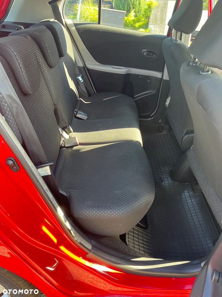 Toyota Yaris 1.33 Luna - 8