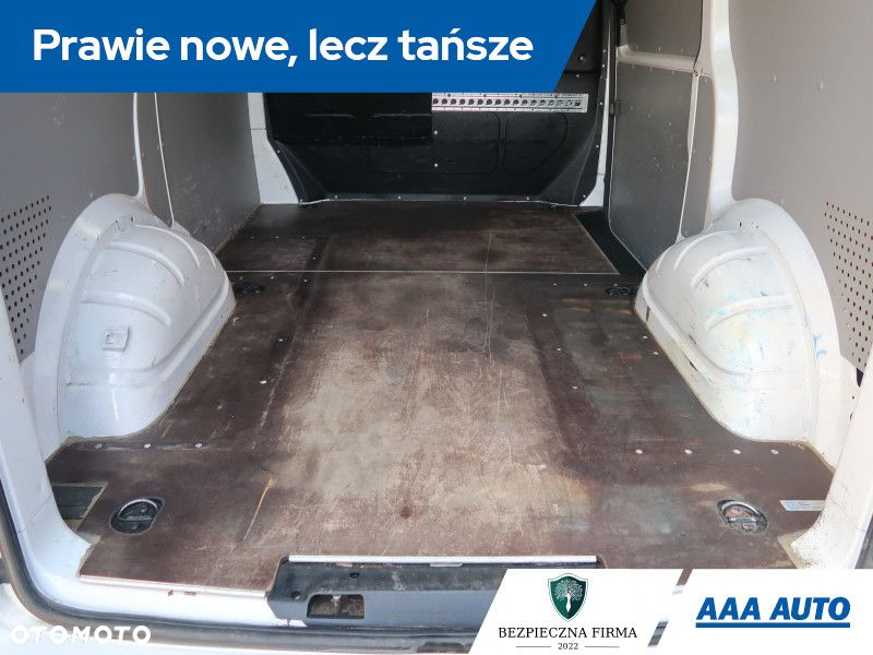 Volkswagen transporter - 12
