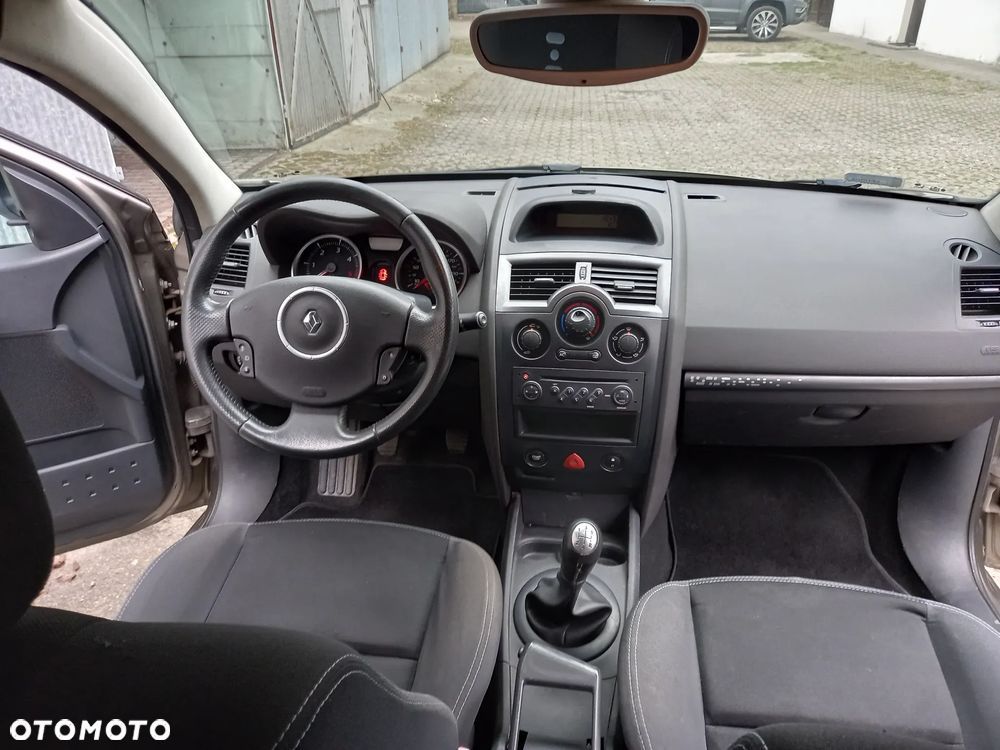 Renault Megane - 7