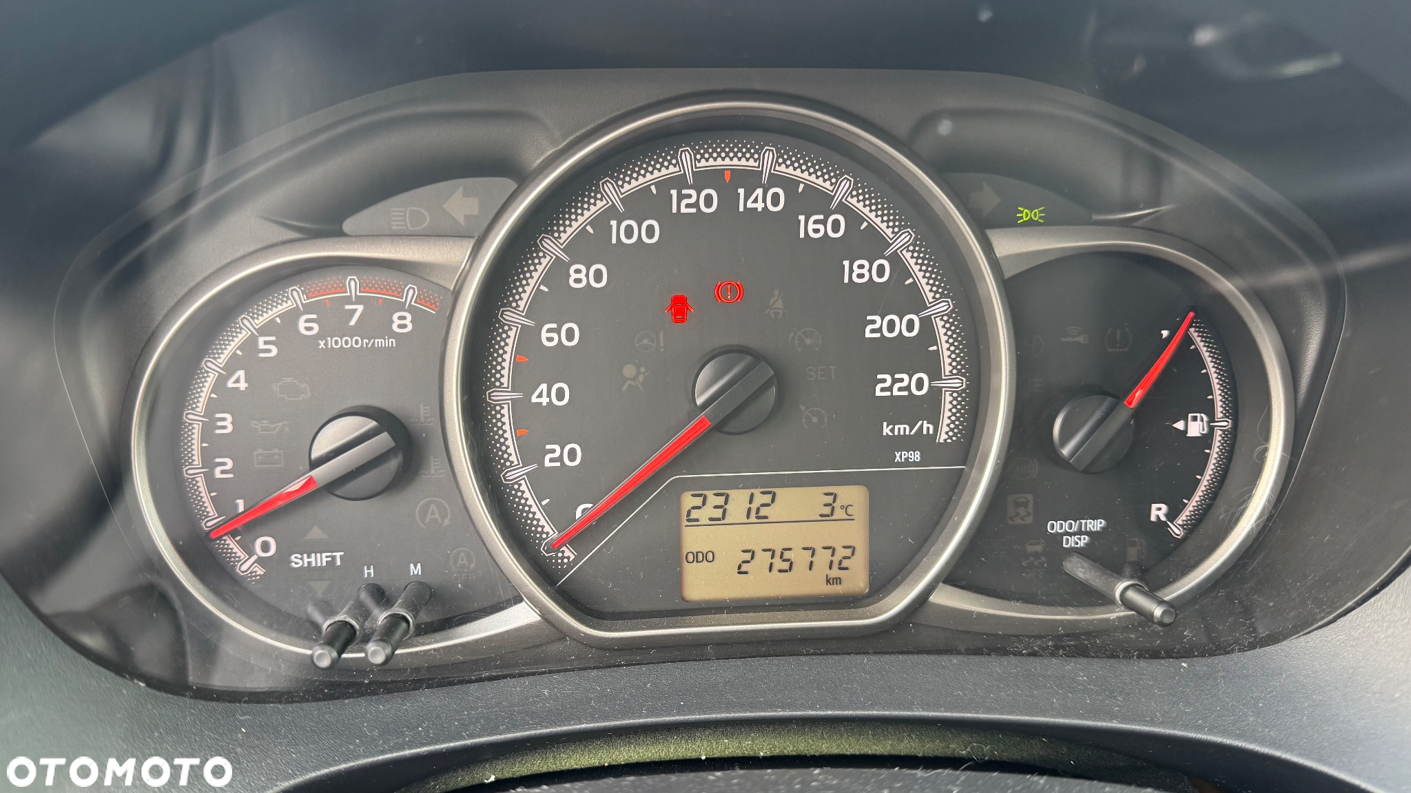 Toyota Yaris 1.0 Active EU6 - 11