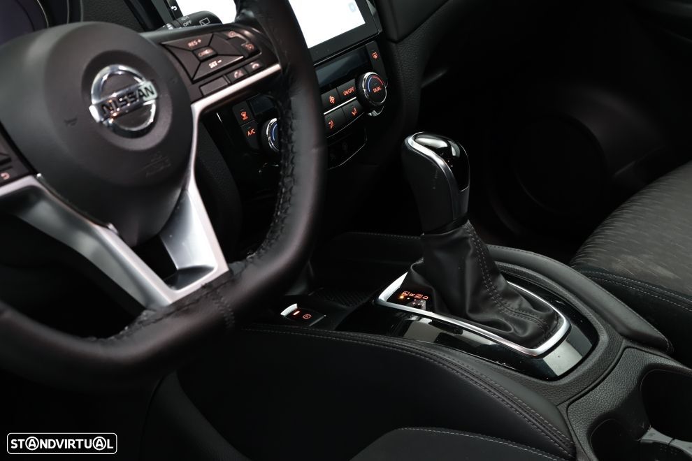 Nissan X-Trail 1.3 DIG-T N-Connecta DCT - 22