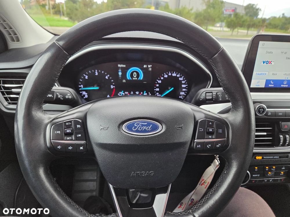 Ford Focus 1.5 EcoBlue Start-Stopp-System TITANIUM - 19