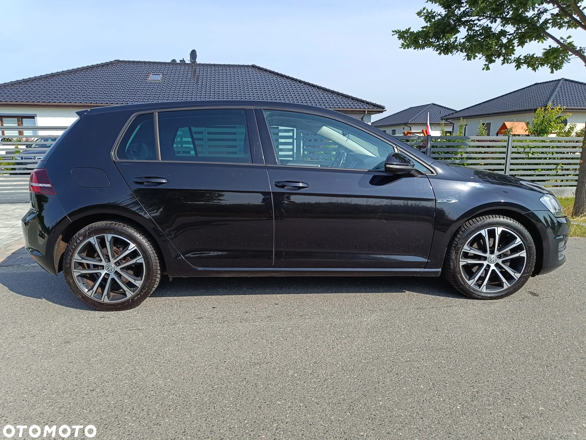 Volkswagen Golf 1.6 TDI BlueMotion Technology Lounge - 6