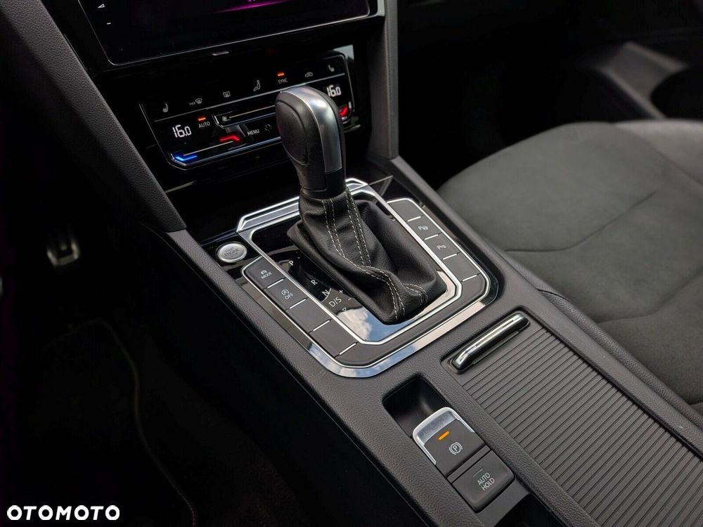 Volkswagen Arteon 2.0 TSI R-Line DSG - 32