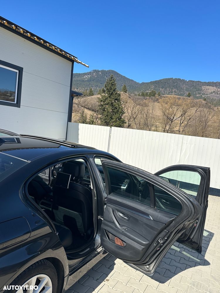 BMW Seria 5 520d - 7