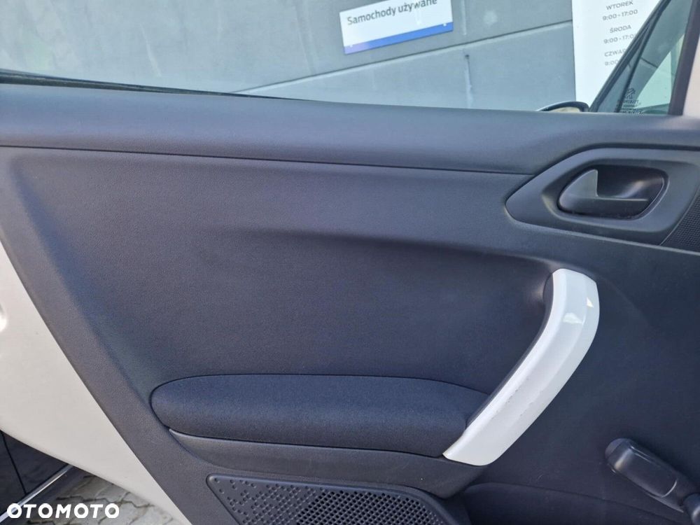 Peugeot 208 1.2 PureTech Active - 20