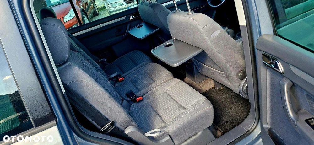 Volkswagen Touran 2.0 TDI Q-Line - 14