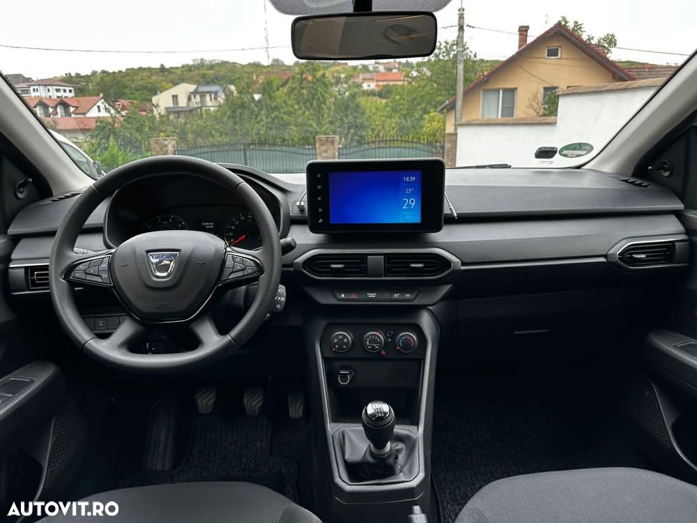 Dacia Sandero TCe 90 Essential - 7