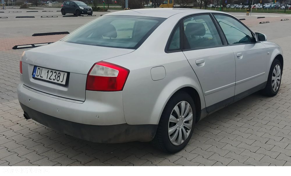Audi A4 Avant - 5