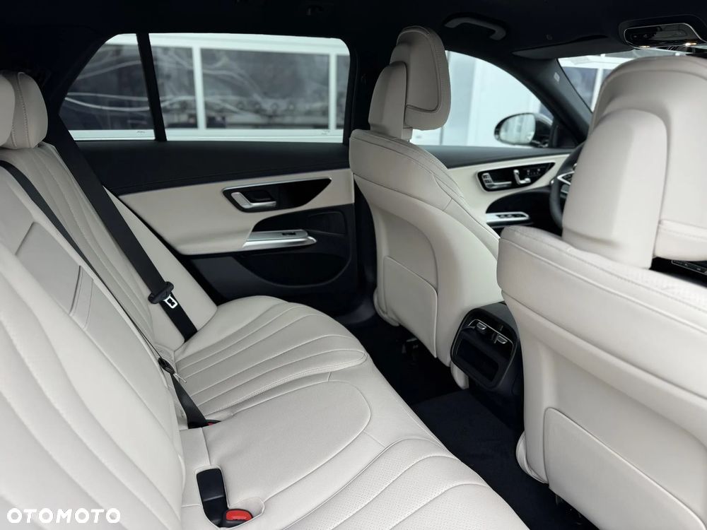 Mercedes-Benz Klasa E 220 d 4Matic 9G-TRONIC - 18