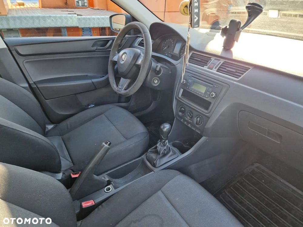 Skoda RAPID 1.6 TDI DPF Ambition - 5