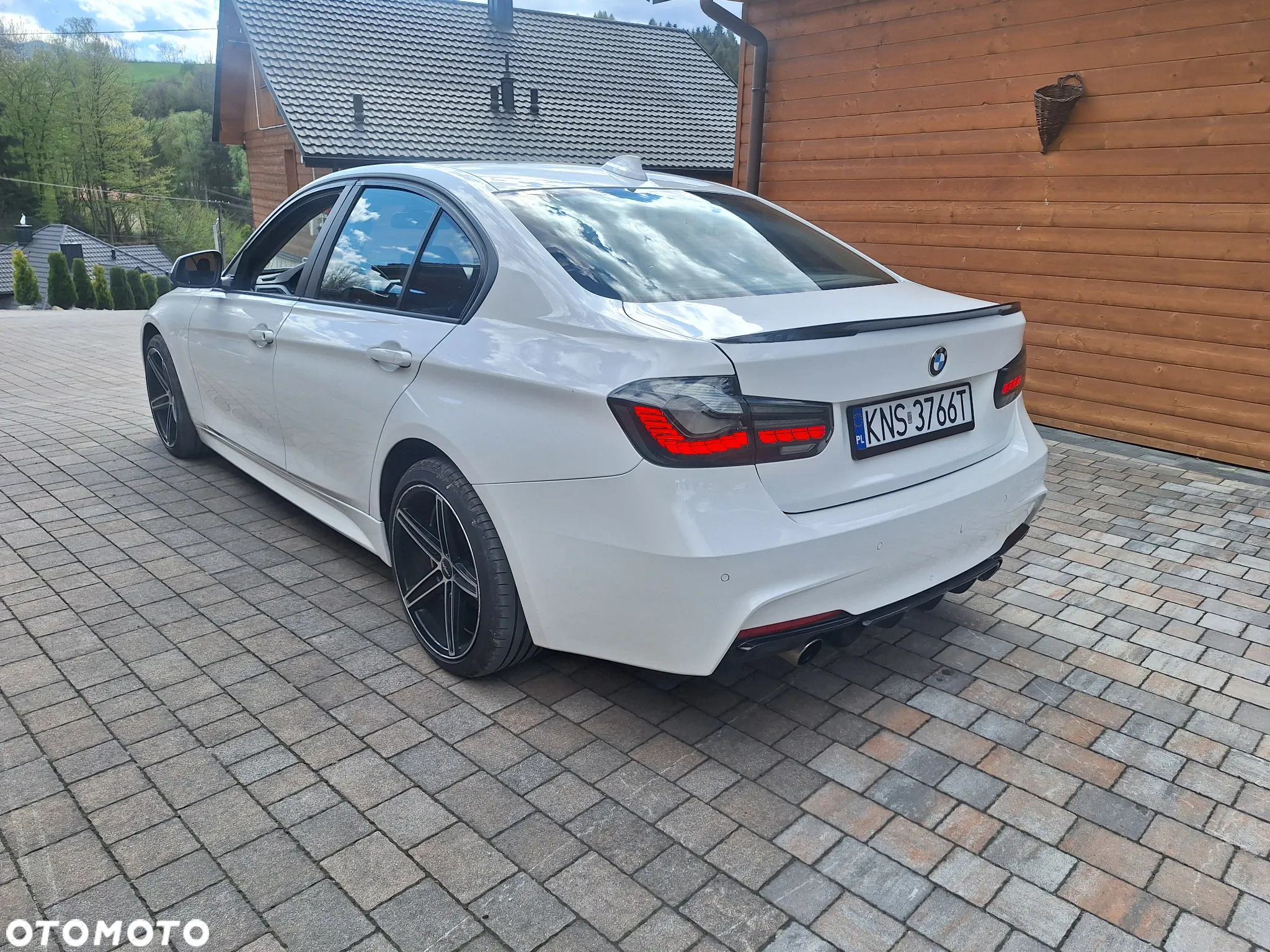 BMW Seria 3 320i Sport Line - 4