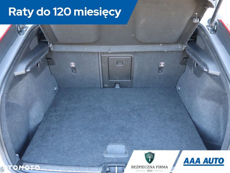 Volvo C40 - 16