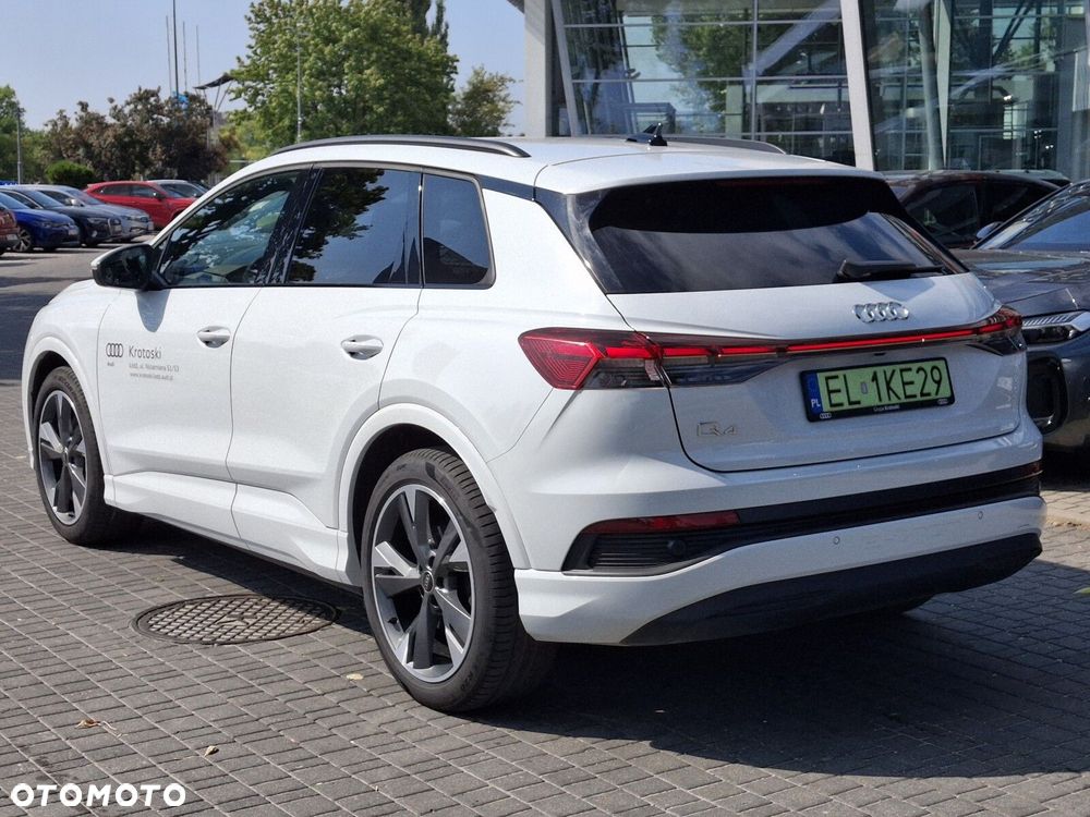 Audi Q4 e-tron - 6