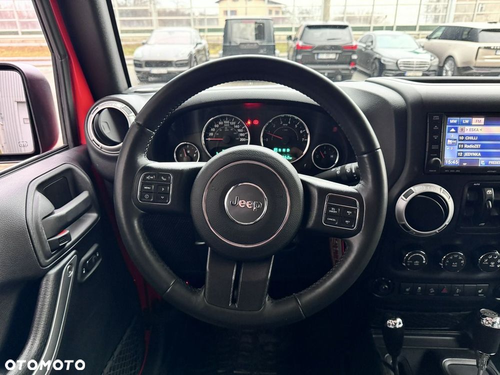 Jeep Wrangler - 25