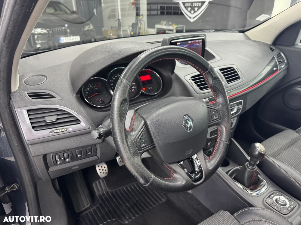 Renault Megane ENERGY dCi 130 GT LINE - 6