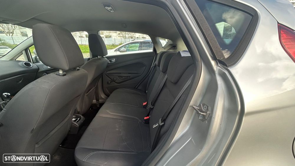 Ford Fiesta 1.6 TDCI ECOnetic - 11