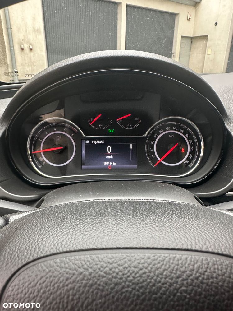 Opel Insignia 2.0 CDTI Cosmo S&S - 9