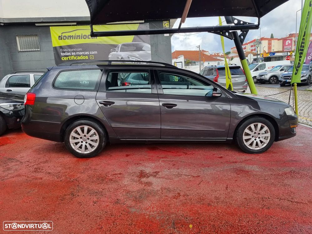 VW Passat Variant 1.6 FSi Trendline - 13