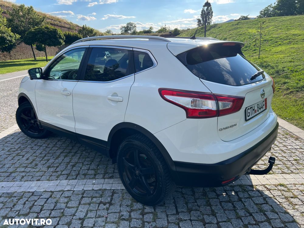 Nissan Qashqai 1.6 DCI TEKNA+ - 5