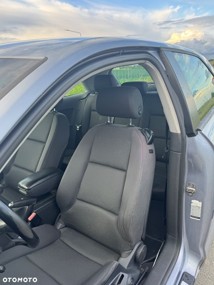 Audi A3 3-drzwiowe 1.6 FSI Ambiente - 8