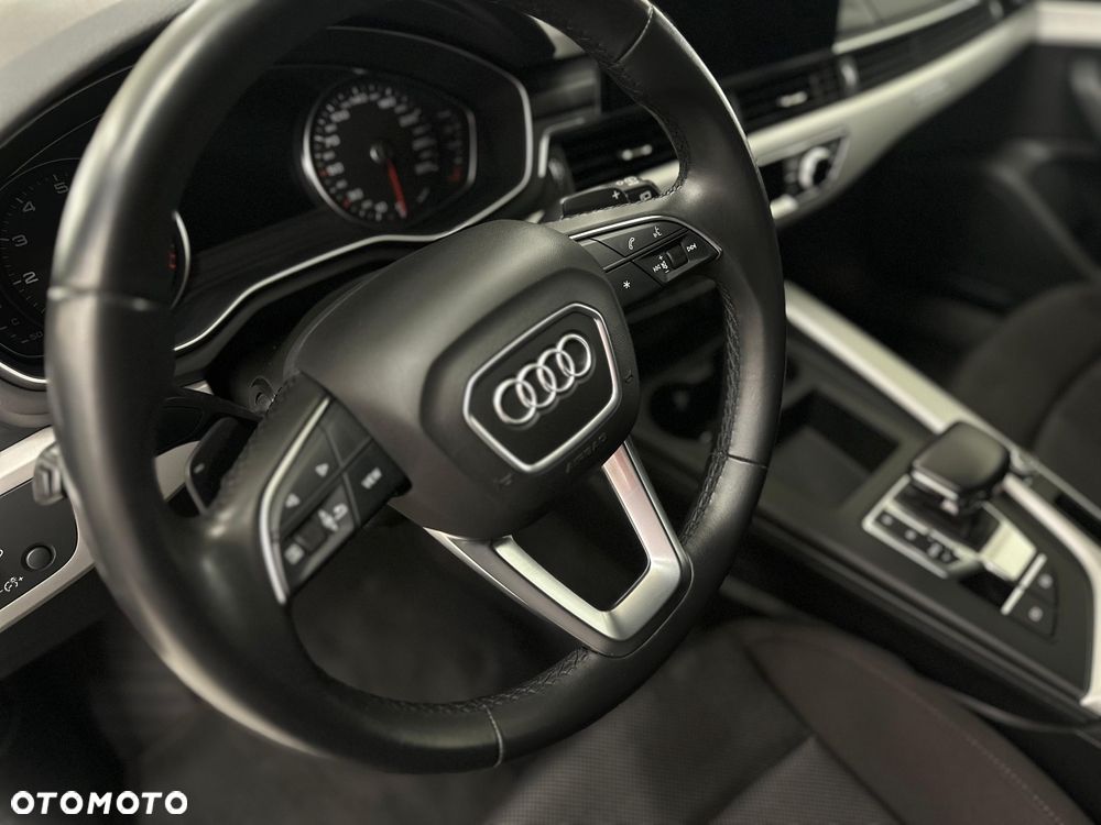 Audi A4 Allroad - 12