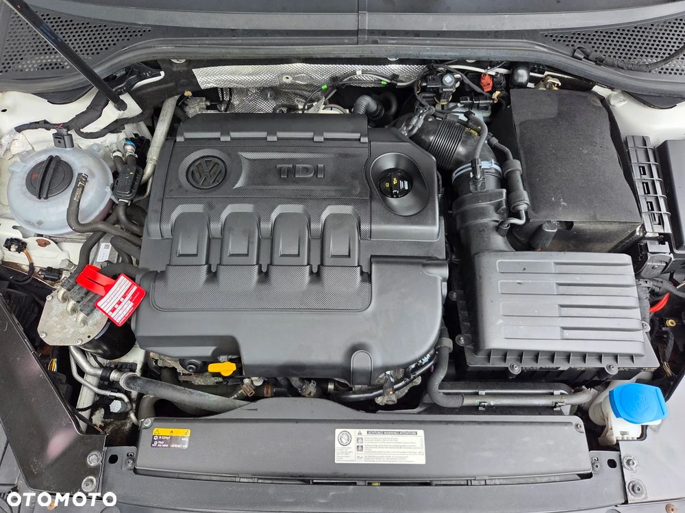Volkswagen Passat 2.0 TDI (BlueMotion Technology) Comfortline - 36