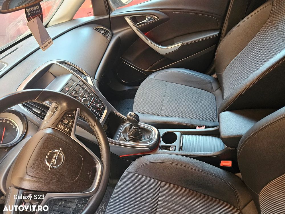 Opel Astra 1.7 CDTI DPF Design Edition - 11