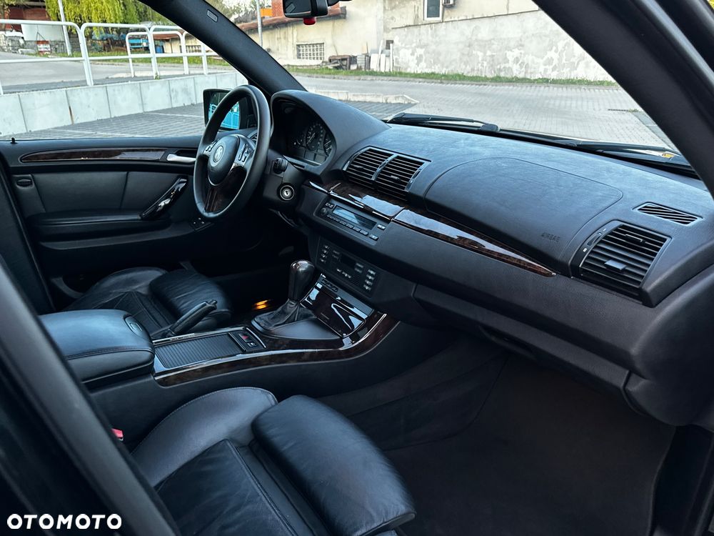 BMW X5 3.0 i - 19