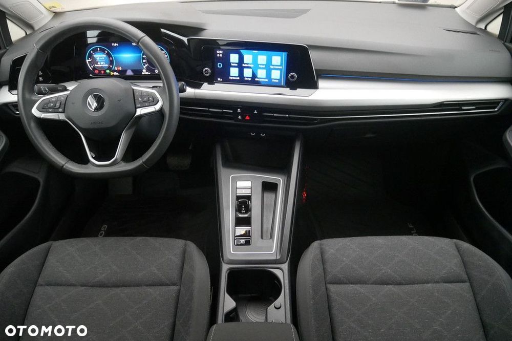 Volkswagen Golf Variant - 8