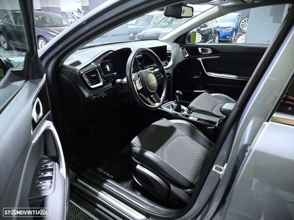 Kia XCeed 1.0 T-GDI Tech+SRF - 13