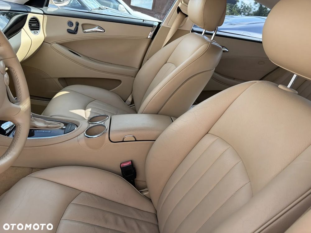 Mercedes-Benz CLS 350 7G-TRONIC - 23
