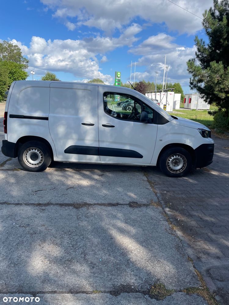 Peugeot Partner - 11